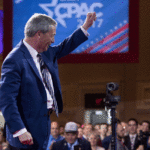 Brexit Leader Nigel Farage Cheers Trump for Contribution to ‘Global Political Revolution’