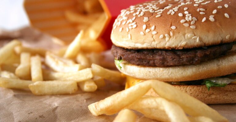 What’s Wrong With New Study Claiming Huge Minimum Wage Hike Would Barely Raise Fast Food Prices