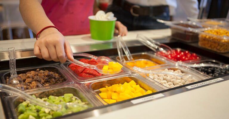 Here’s What $15 Minimum Wage Would Mean for This Frozen Yogurt Shop Owner