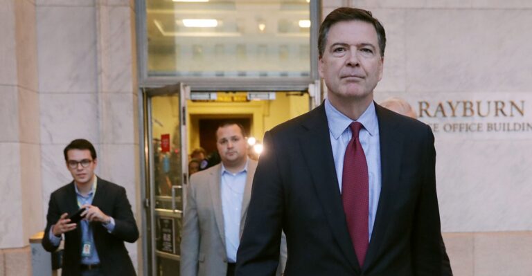 Clinton Email Investigation Omitted One Crucial Piece of Evidence, Declassified Report Finds
