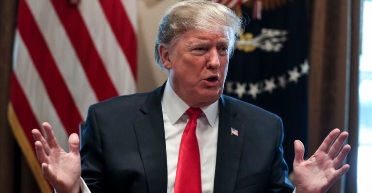 Trump to Declare National Emergency, Sign Spending Bill Criticized by Conservatives