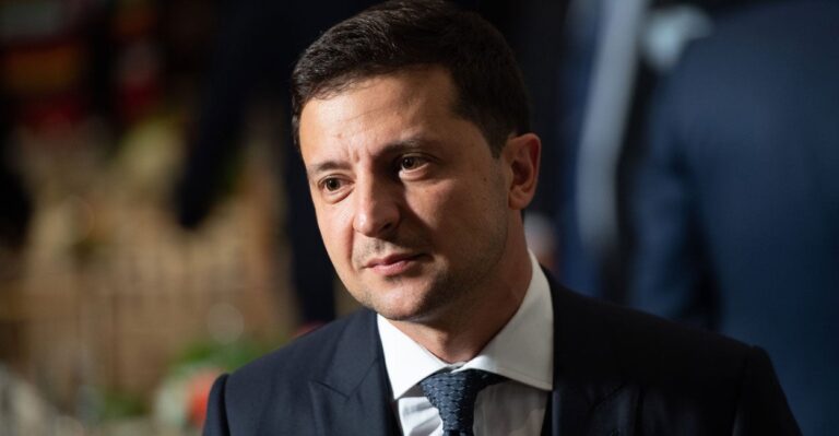 US Politics Threaten to Derail Ukraine’s Peace Talks With Russia