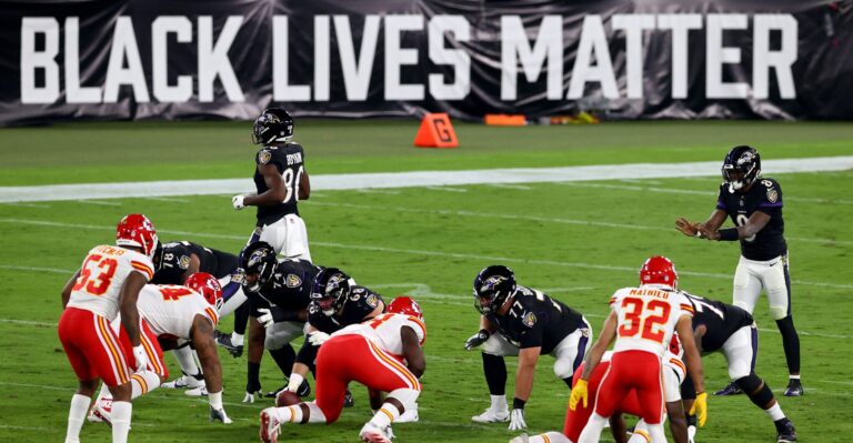 ‘E Pluribus Unum’? Not at a Super Bowl With 2 National Anthems
