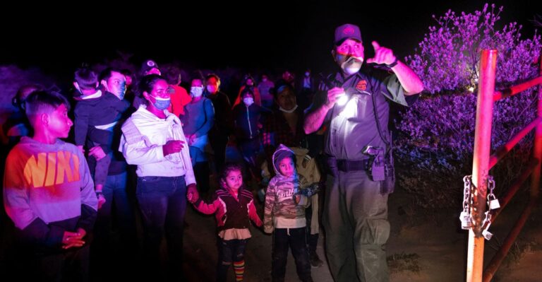 Border Officials Arrest Over 178,000 Illegal Immigrants in April, Keeping Pace With March Surge