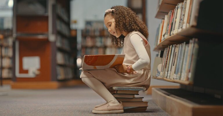 Iowa Gov Rebuts ‘Book Ban’ Claim: ‘Nasty, Pornographic’ Materials ‘Should Never, Ever Be in a Classroom’