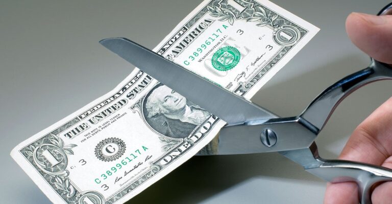 The Uniparty Is Only a Few Steps Away From Gutting the US Dollar