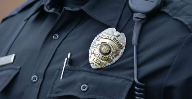 Police Force Lifts Suspension for Officer Who Reported Illegal Alien to ICE