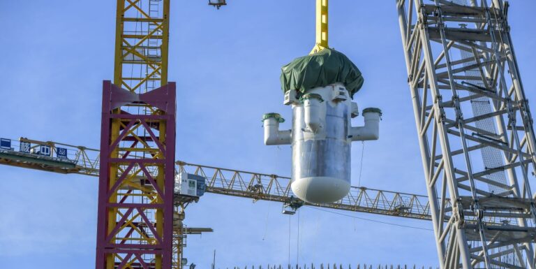 Romania Turns to Small Modular Reactors With US to Achieve Energy Independence