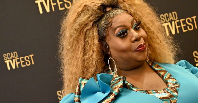 EXCLUSIVE: DC Library Sought to Hire Ex-Felon for Drag Queen Story Hour