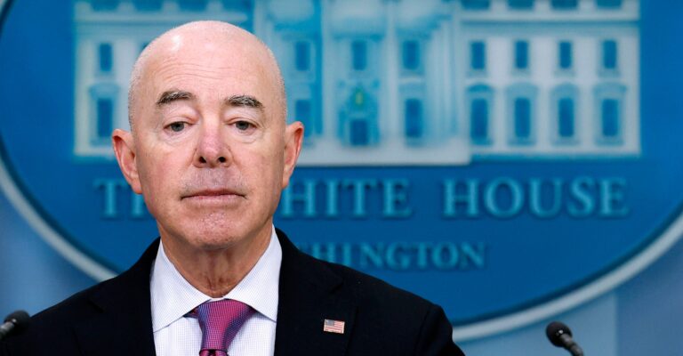 Republicans Call for Enhanced Northern Border Security as Gazans Flock to Canada