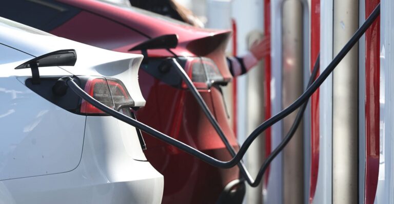 8 Dems Vote With Republicans Against Biden-Harris Admin’s Electric Vehicle Mandate