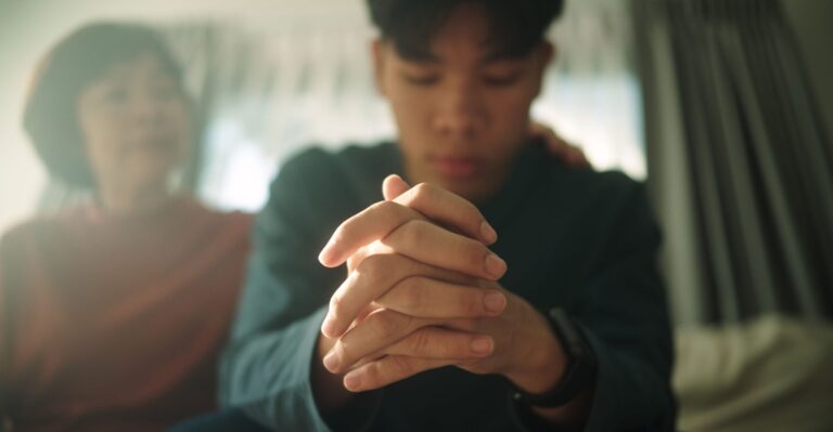 New Australian Law Makes Certain Prayers ‘Unlawful’
