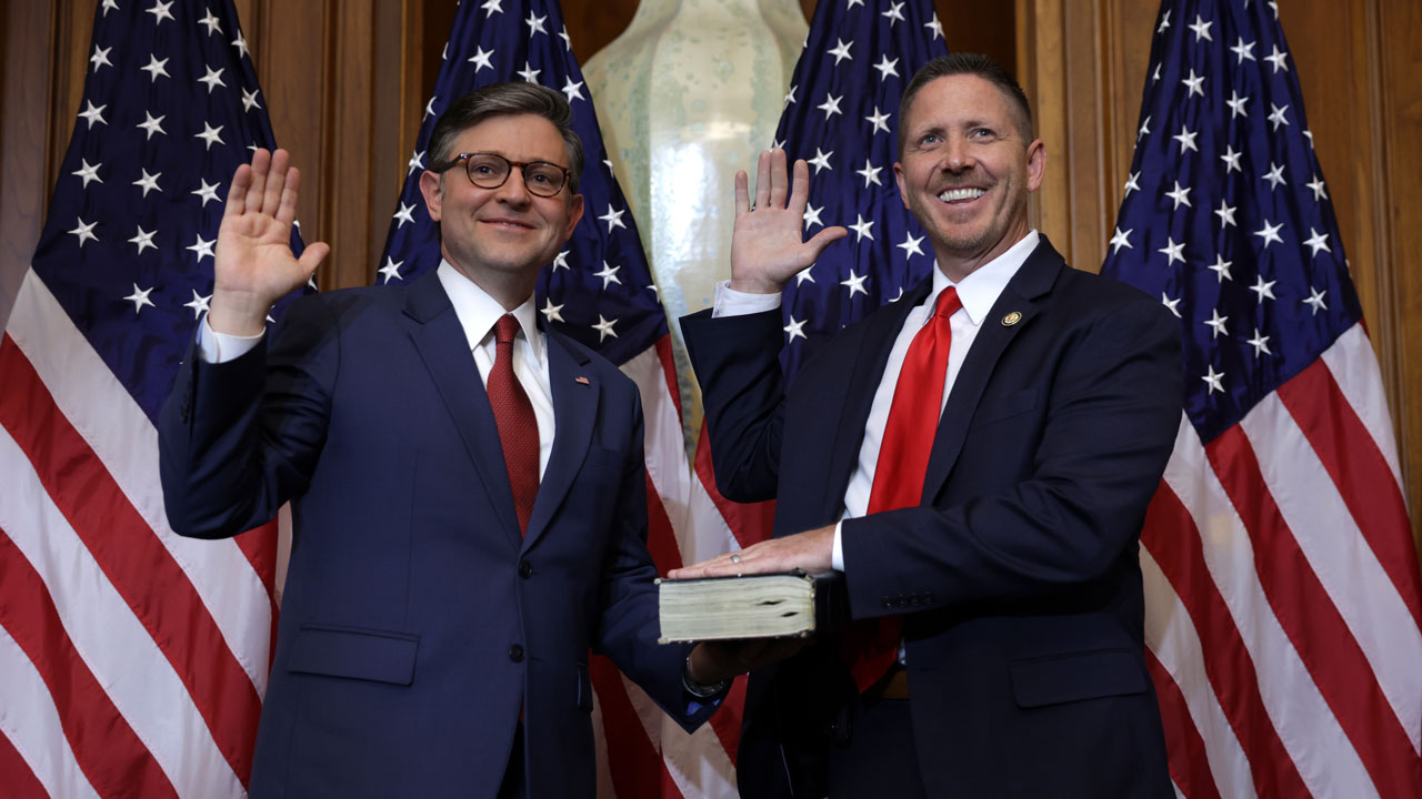 House GOP Turns to Prayer: Brecheen, Johnson Lead Scripture Reading
