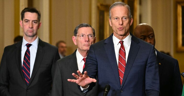 Trump-Backed Budget Resolution Clears Senate Hurdle on Party-Line Vote