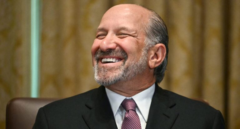 Lutnick Confirms Tariffs Deadline Will Not Be Extended