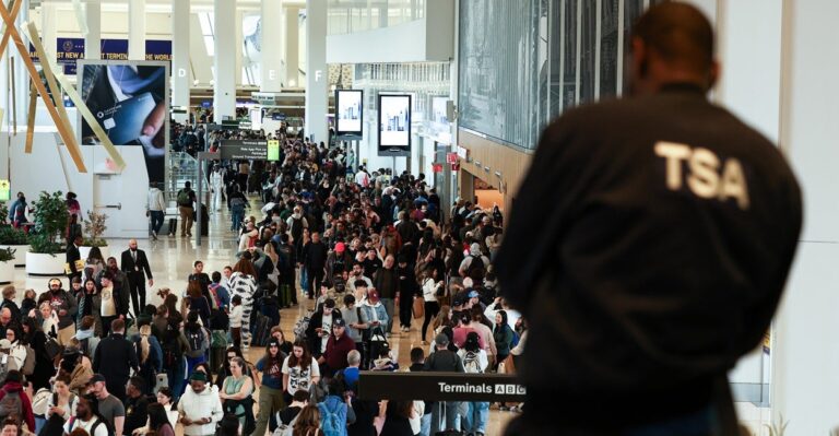 Ben Carson: There’s a Solution to Having Democrats Undermine the TSA
