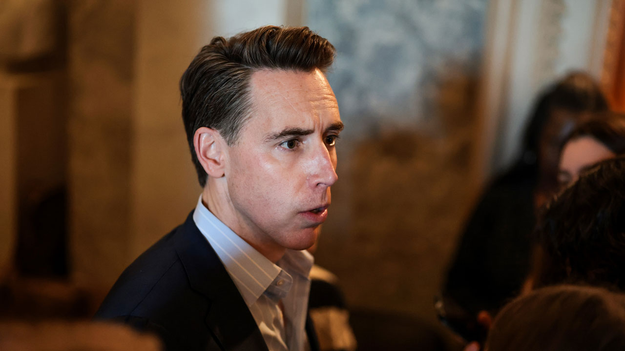 Hawley Investigates Meta’s Treatment of Whistleblower Who Alleged China Ties