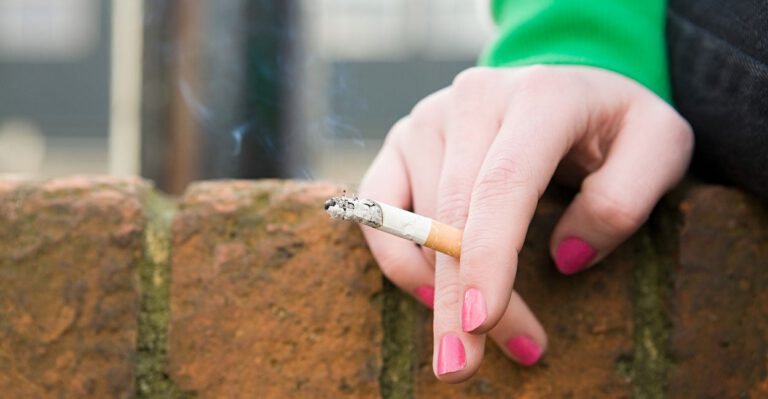 Illinois Raises Age to Buy Cigarettes to 21