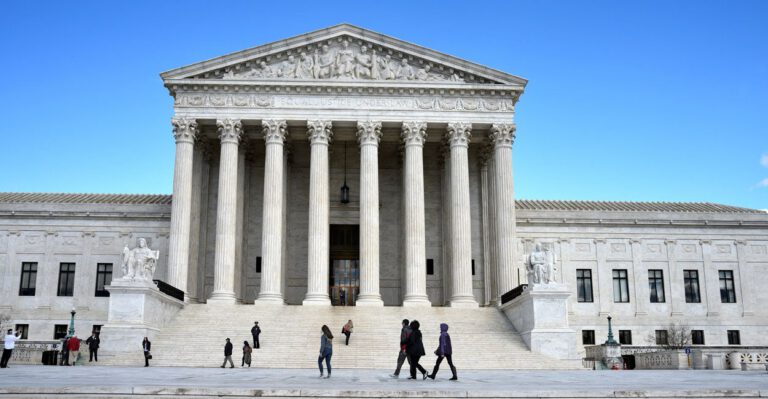 GOP Lawmaker to Introduce Bill to Keep Supreme Court Justices at 9