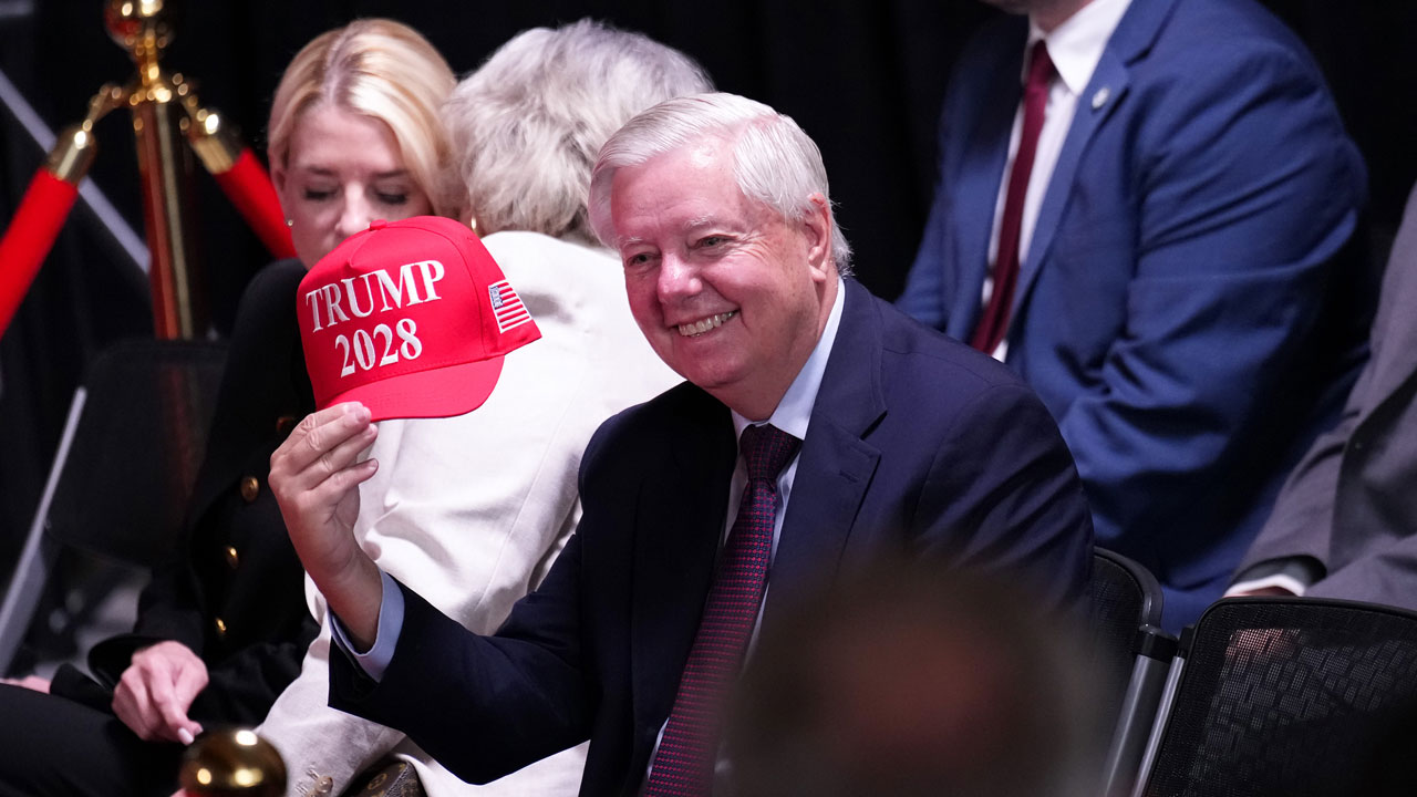 Lindsey Graham’s Sister Should Replace Him, Trump Says