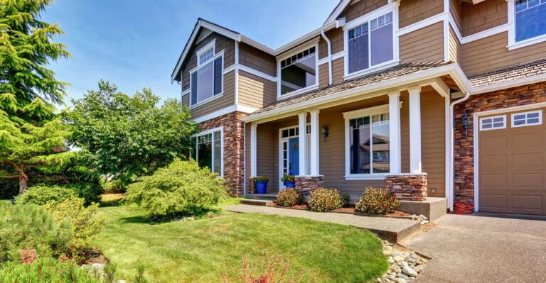 Property Tax Deduction Is a Huge Boon to Wealthy Taxpayers, Not Average Americans