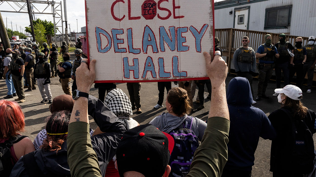 Anti-ICE Protesters Just Exposed the Democrats’ Working-Class Problem