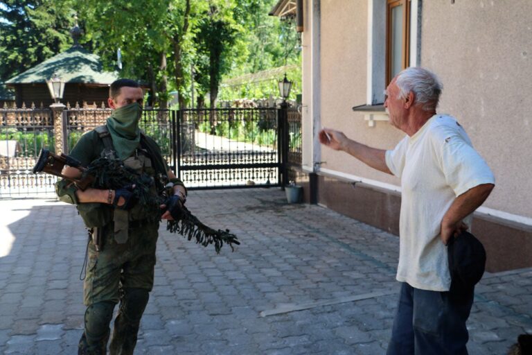 Trump Approves US Lethal Weapons Sales to Ukraine, Angering Moscow