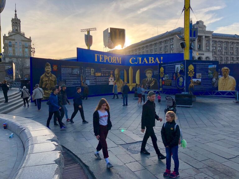 Ukrainian Voters Elect an Untested Comedian to Be President, Rebuking the Post-Soviet Political Establishment