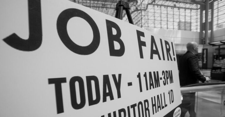 Should the Government Ask Job Applicants if They Are Felons? The Pros and Cons