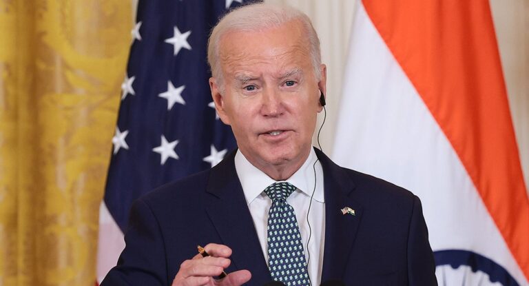 Supreme Court Strikes Down Texas’ Challenge to Biden Border Policy