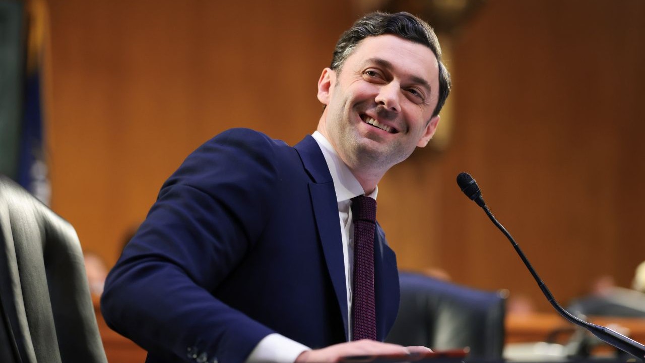 Jon Ossoff’s $3,000 Makeup—What Do Georgians Think?