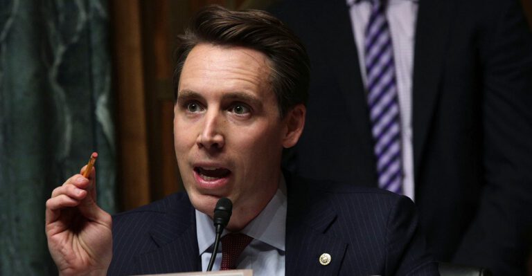 Sen. Hawley Tears Congress Apart for ‘Refusal’ to Address Immigration Crisis, Child Smuggling Rings