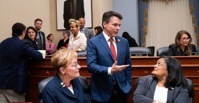 Vote for Government Shutdown Could Haunt Vulnerable House Dems
