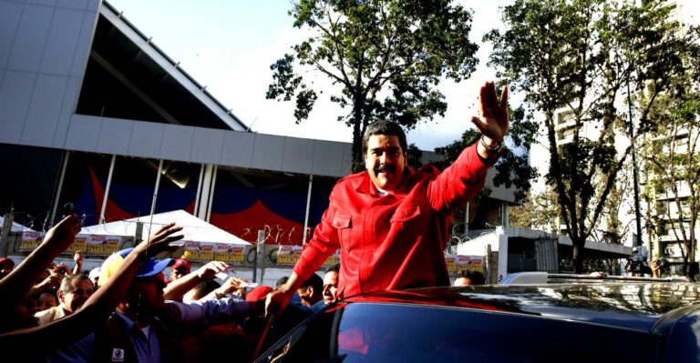 Venezuela Staves Off Default in Advance of Dec. 6 Election