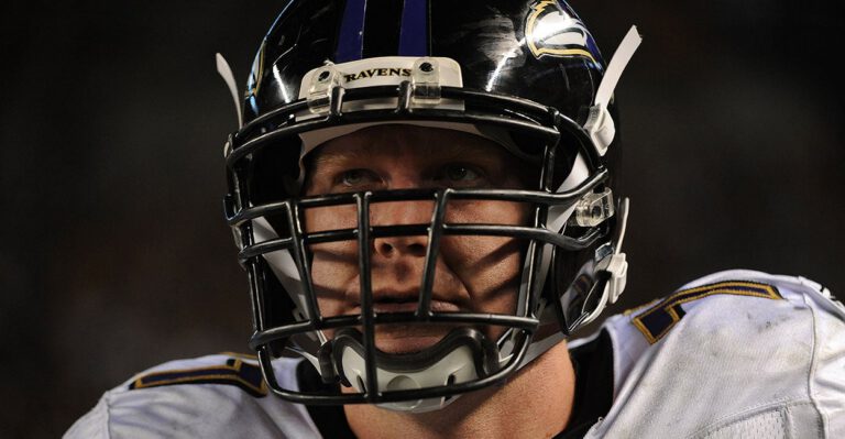 Ex-NFL Star Says He’s Grateful to Birth Moms of His 2 Adopted Kids