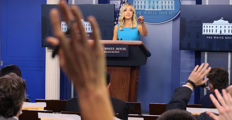 Tweets of Washington Journalists Betray ‘Groupthink,’ Study Finds