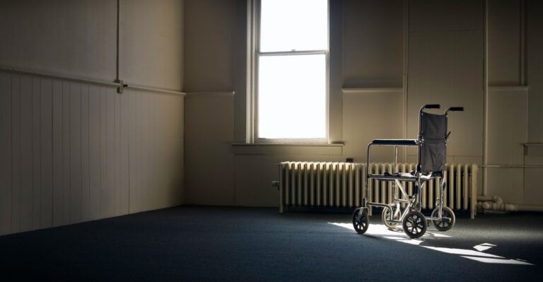 Closing Mental Institutions Made Us More Vulnerable to Mass Shootings