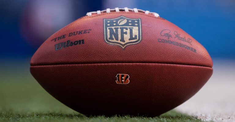 What This Disabled Navy Veteran Told NFL Team When They Tried to Honor Him