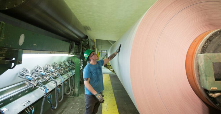 Newspapers Win as Trade Commission Spikes Tariffs on Canadian Newsprint