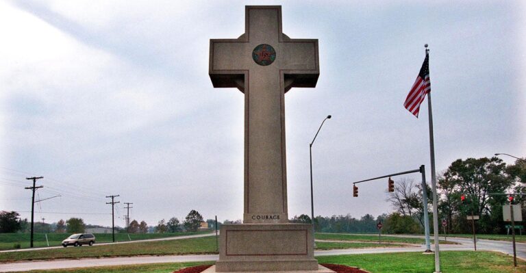 Obama Judges Rule Cross Monument Must Go, Showing Elections Do Have Consequences
