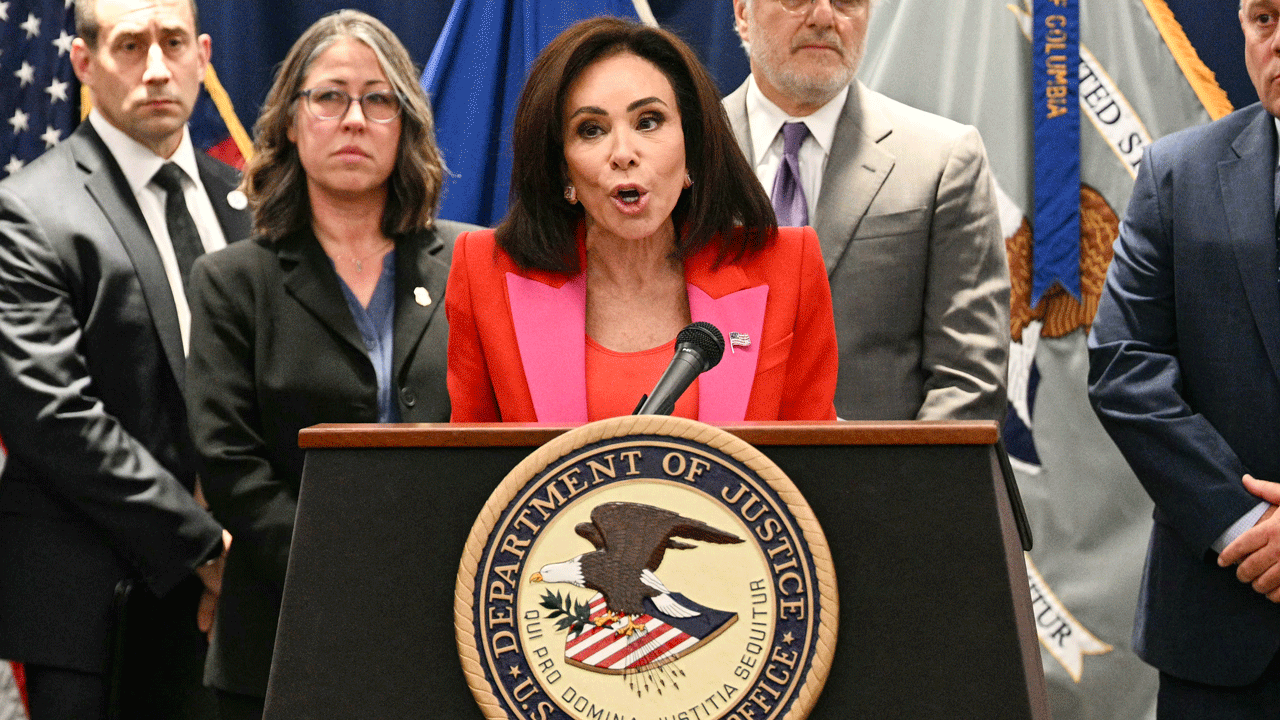 US Attorney Pirro Opening Probe of ‘Debanking’ by America’s Biggest Financial Institutions