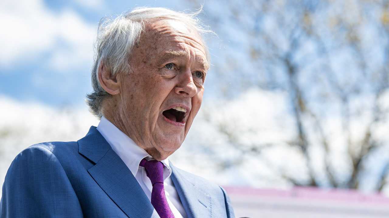 Ed Markey, Dem Politician of 50 Years, Narrowly Leads Primary Foe in Poll