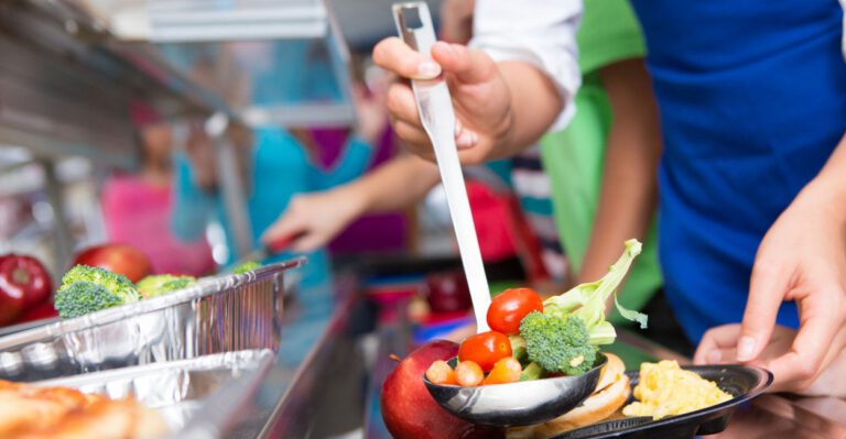 Houston Has a School Spending Problem, and ‘Free’ Lunches Won’t Fix It