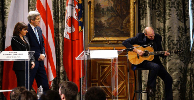 At Invitation of John Kerry, James Taylor Sings ‘You’ve Got a Friend’ to the French