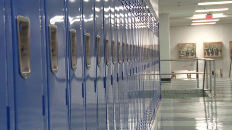 School District Grapples With the Transgender Debate