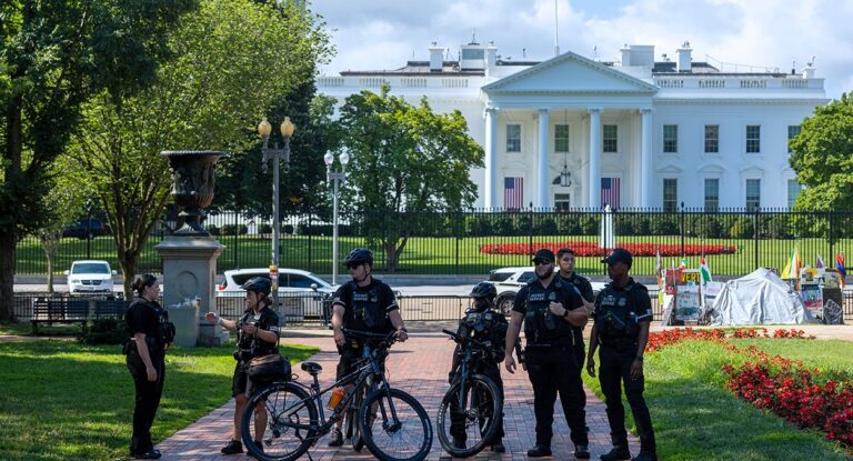 Secret Service Refuses to Hand Over ‘Known Pool of Individuals’ List in White House Cocaine Incident