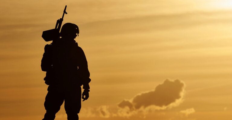 I Was a Transgender Soldier. Gender Dysphoria Poses Real Problems for the Military.