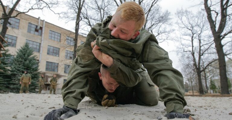 Two Weeks to Make a Soldier: A Ukrainian National Guard Unit Trains to ‘Fight to the Death’