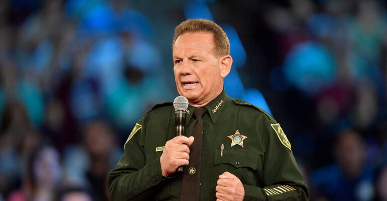 Same Policies That Failed to Stop Florida Shooter Exist in School Districts Nationwide