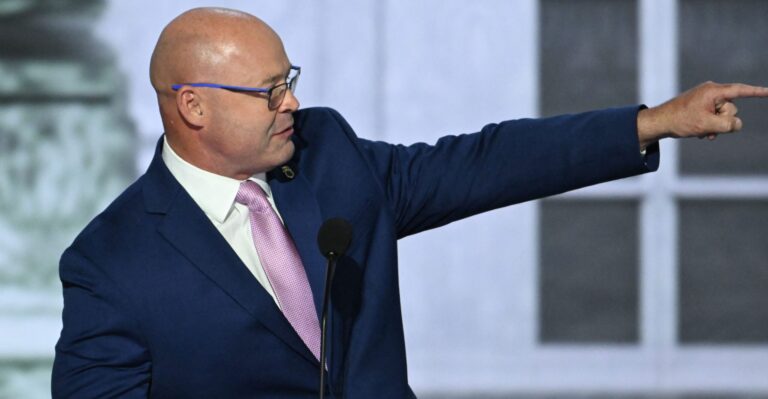 Teamsters Chief Praises JD Vance, Among Other GOP Lawmakers, at Convention